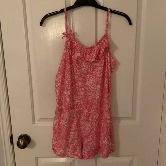Lily Pulitzer pink romper, girls XL/12-14. Lightly worn, perfect for summer! - Picture 4 of 4